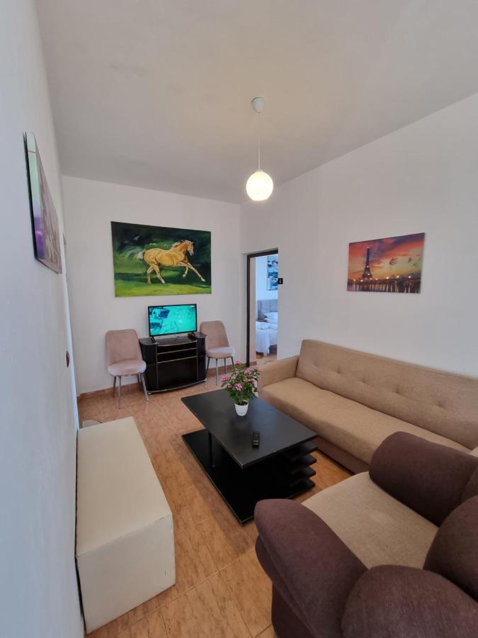 Guest House Vila Elezi دراس المظهر الخارجي الصورة