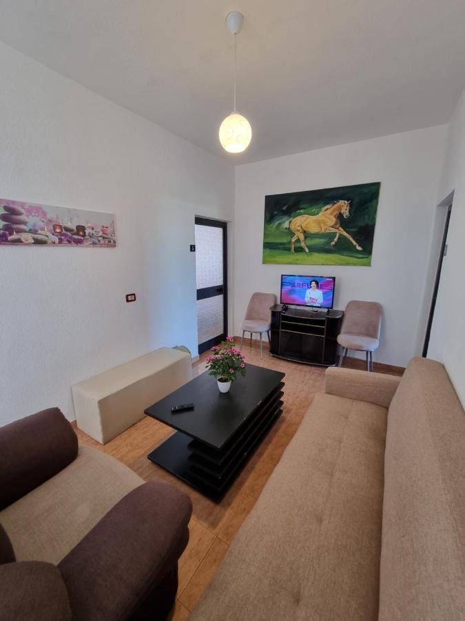 Guest House Vila Elezi دراس المظهر الخارجي الصورة